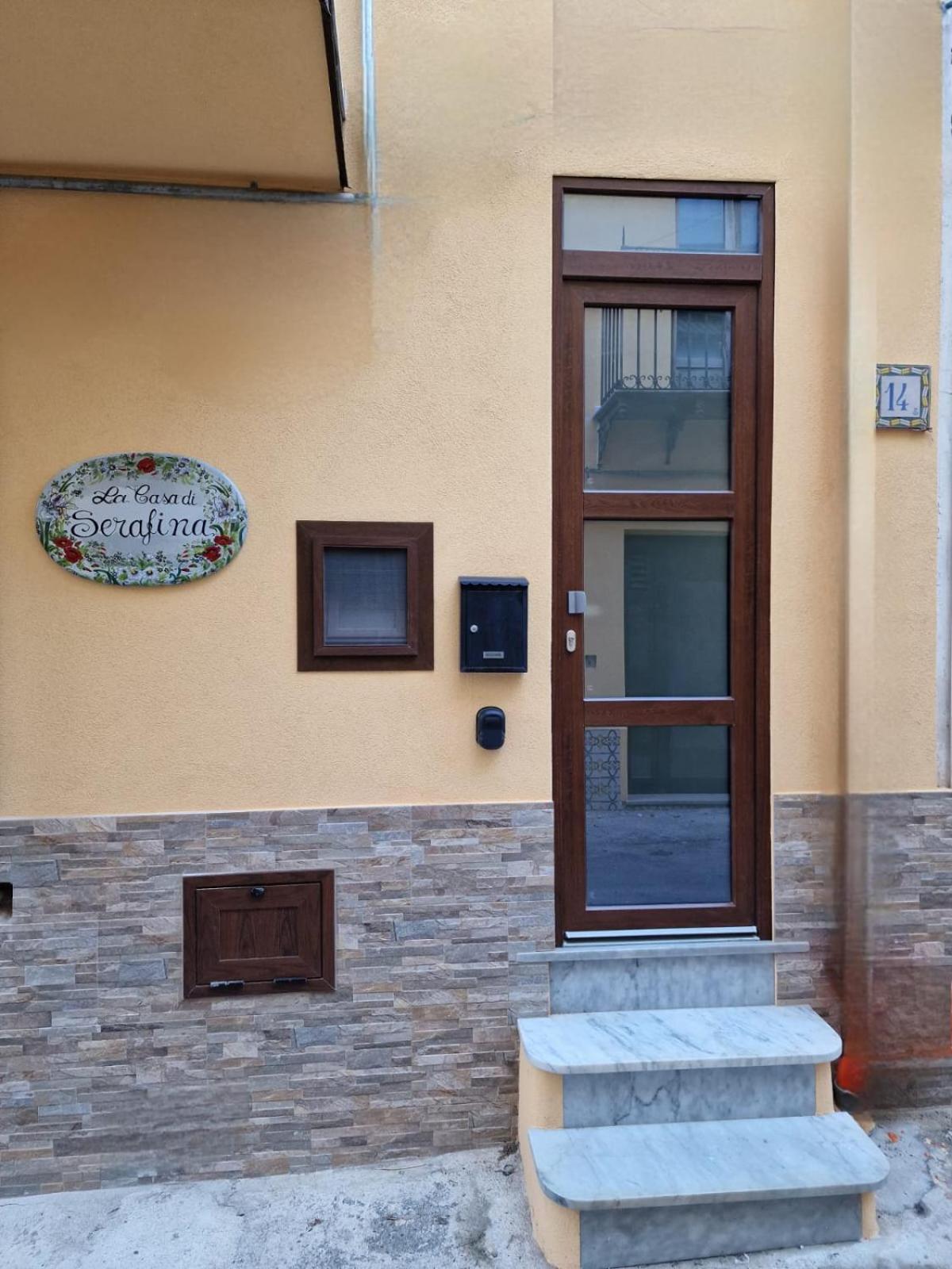 La Casa Di Serafina Санто Стефано ди Камастра Екстериор снимка